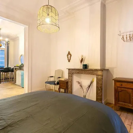 Blue Lagoon In The City Apartment *